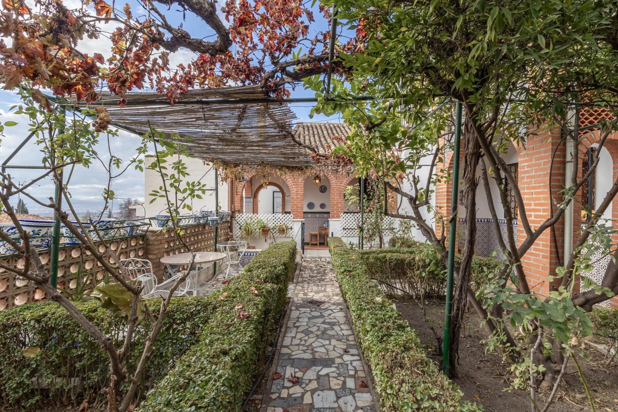 Carmen de la Sultana una planta entera Granada Exterior foto